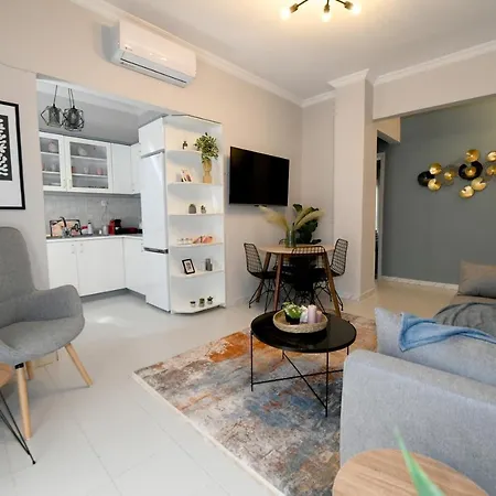 Lovely Luxury Apartment Seres Zewnętrze zdjęcie